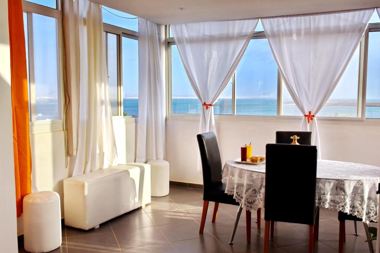 Apartamento Moderno Com Vista Para O Mar ซาลเรย์ ภายนอก รูปภาพ